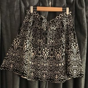 Black print skirt